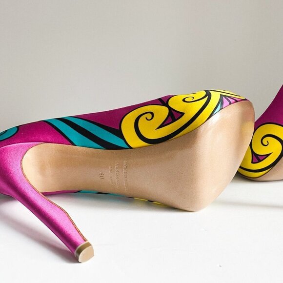 Nicolas Kirkwood Colourful Silk Satin Graffiti Heels 40 - Picture 8 of 12